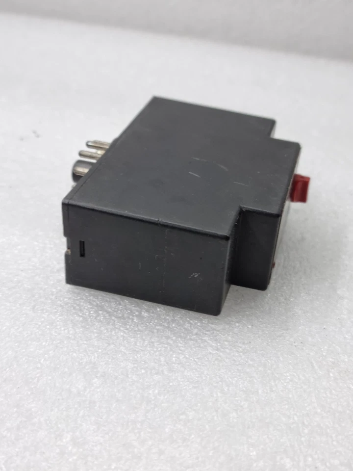 BRODERSEN TEKNIK UNIC XF 1-30 SEC RELEASE DELAY MODULE MADE IN DENMARK